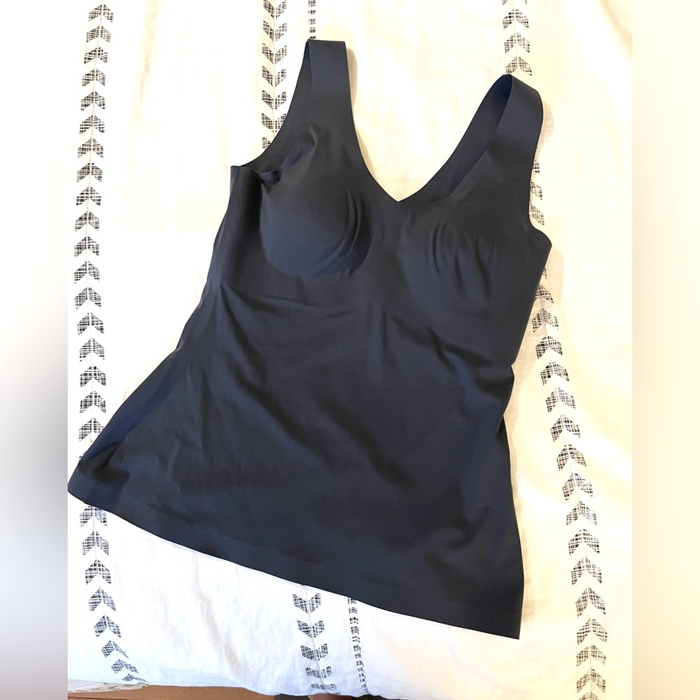 Navy LuxLift tank from Knix